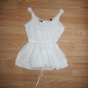 Rue21 White Sleeveless Blouse